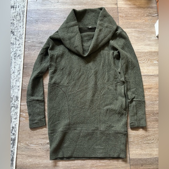 Lululemon along the way dress - Picture 4 of 8